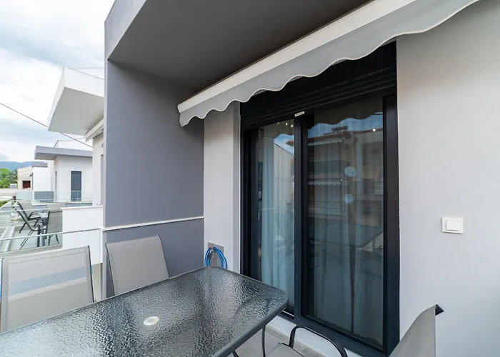 Erato Residential Complex Ofrínion