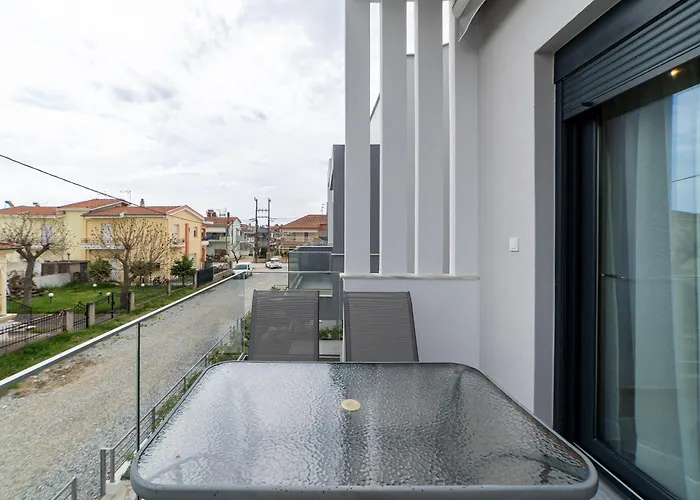 Erato Residential Complex * Ofrínion